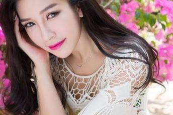 魅妍社 - 图册犹如时光机，陈雅漫VICKY一穿连体衣，恍如穿越到未来！