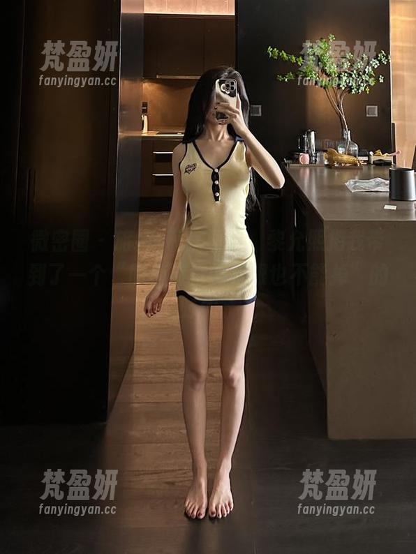 微密圈 - 旅拍+私房图包，黎允熙把我带到了一个“即使旅行的鞋跟也不能掉”的时代。-梵盈妍