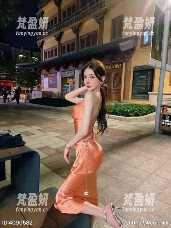 微密圈 - 这套黎允熙的少女写真，居然让我想起小时候的那个我，明明还巧妙得像个小骗子。-梵盈妍