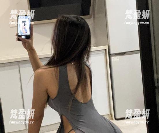 微密圈 - 看那黑饱宝，借助图片展现“透明”，不带感情的灵动。-梵盈妍